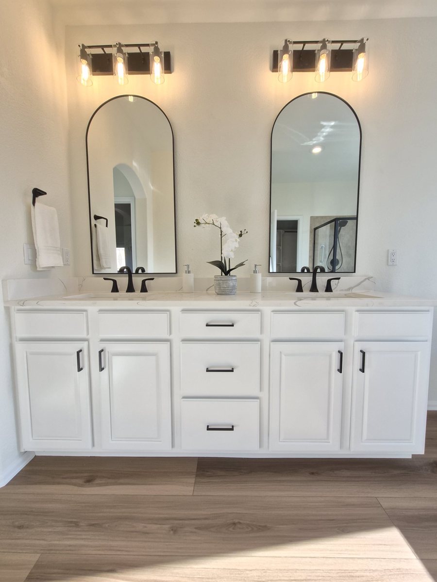 Hardware Upgrades project by Refresh — Soft-Close Hinges & Luxury Pulls